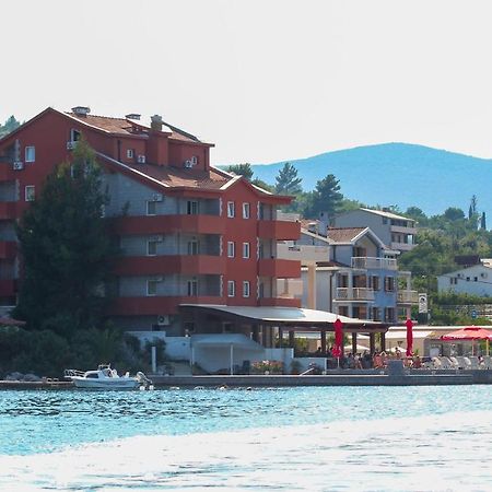Apart Hotel Samardzic ティヴァト エクステリア 写真