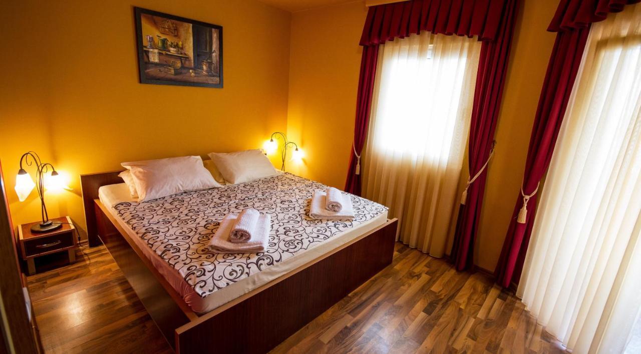 Apart Hotel Samardzic ティヴァト 部屋 写真