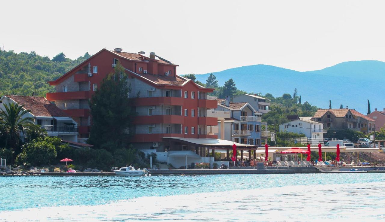 Apart Hotel Samardzic ティヴァト エクステリア 写真