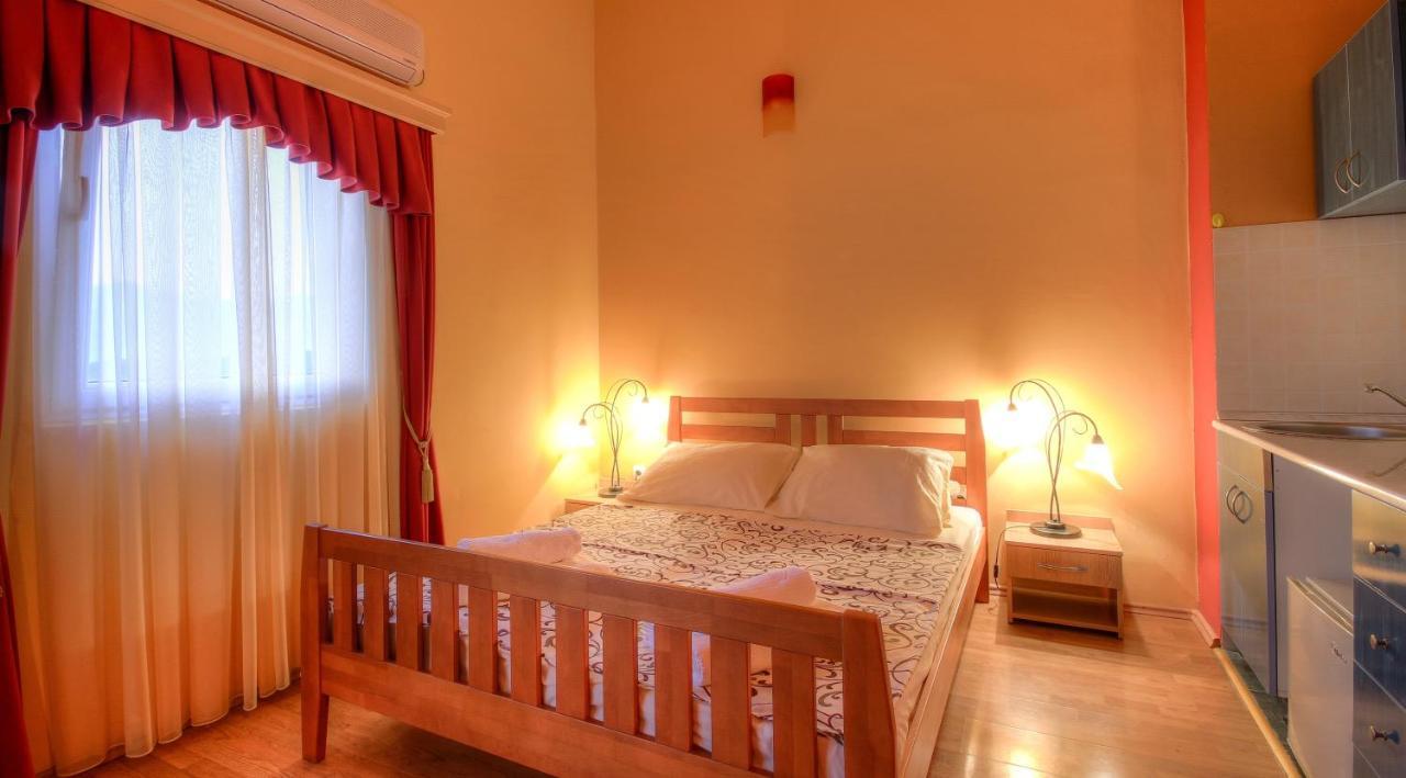 Apart Hotel Samardzic ティヴァト 部屋 写真