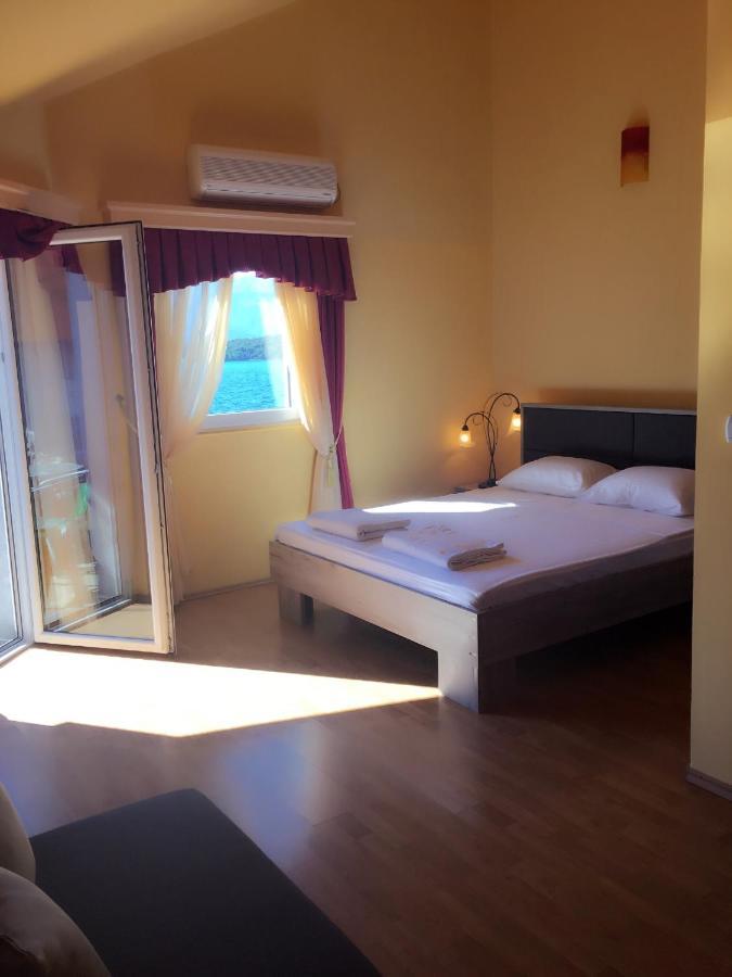 Apart Hotel Samardzic ティヴァト エクステリア 写真