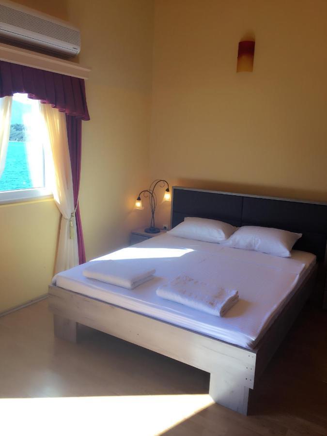 Apart Hotel Samardzic ティヴァト エクステリア 写真