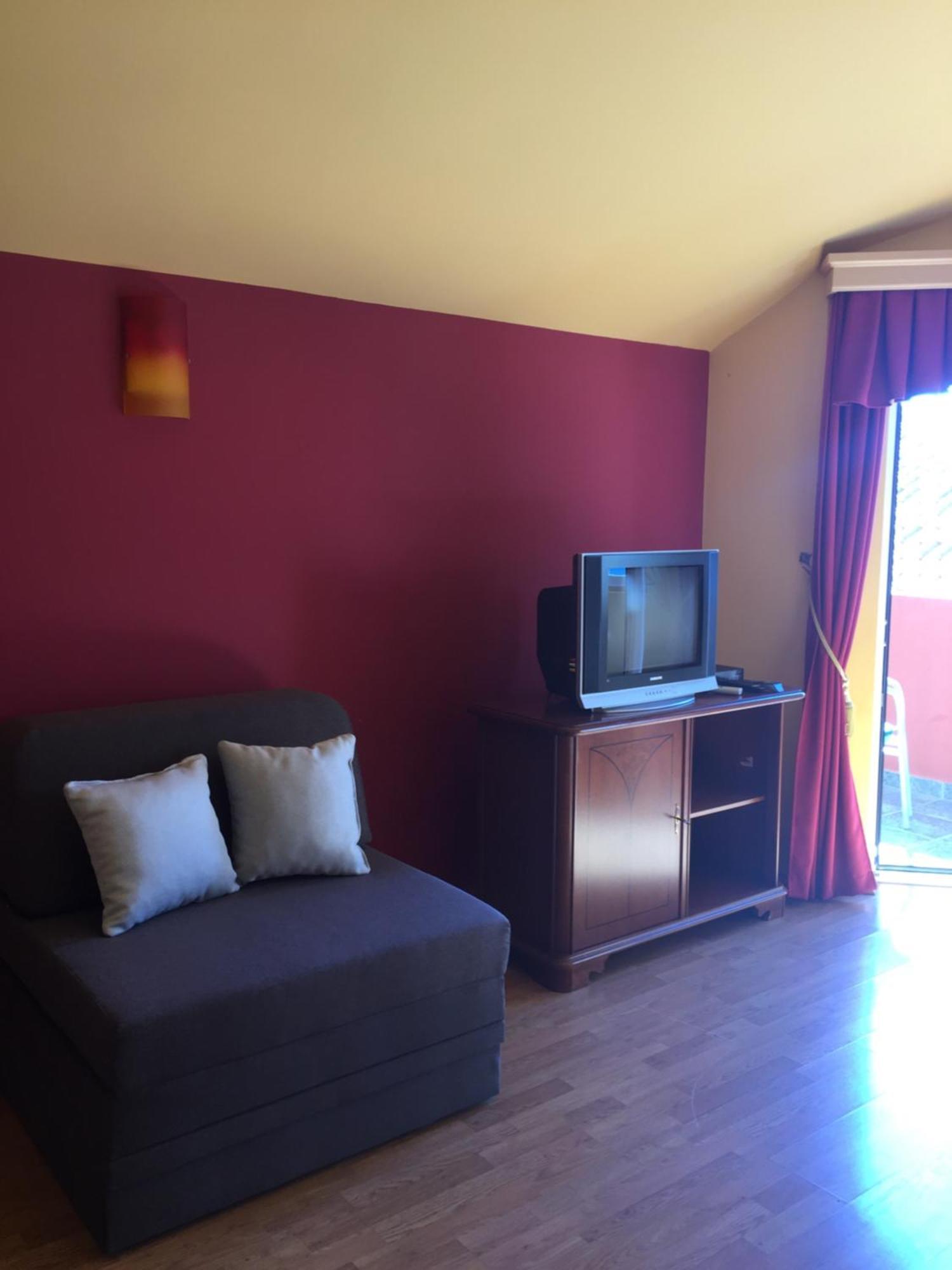 Apart Hotel Samardzic ティヴァト エクステリア 写真